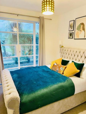 Modern Flat in Canary Wharf